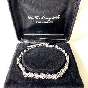 Macy’s Diamond Bracelet (1/2 ct. t.w.) in Sterling Silver NWT